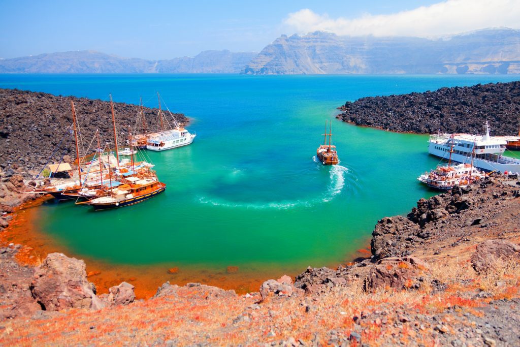 santorini volcano boat tour