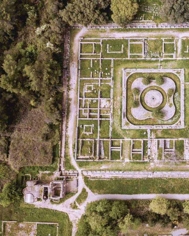 ancient olympia tour Guides -2