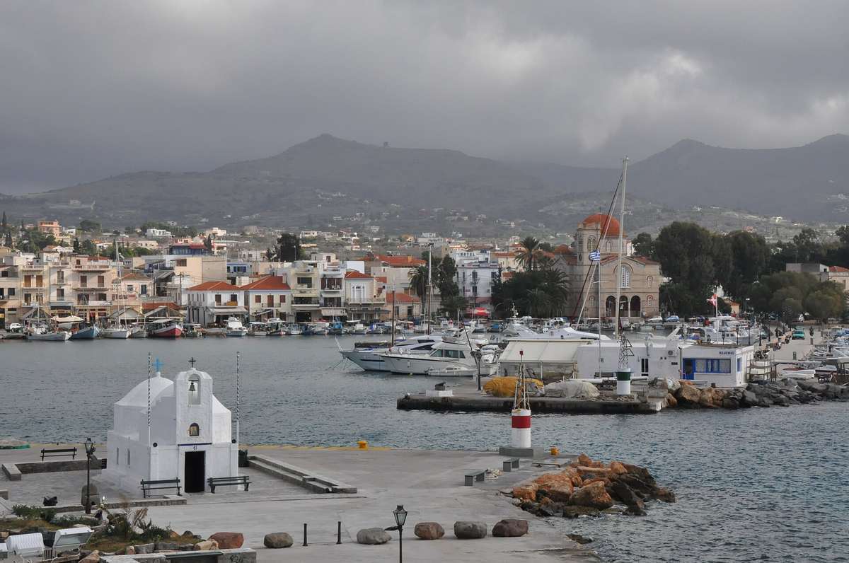 Aegina day trip from Athens