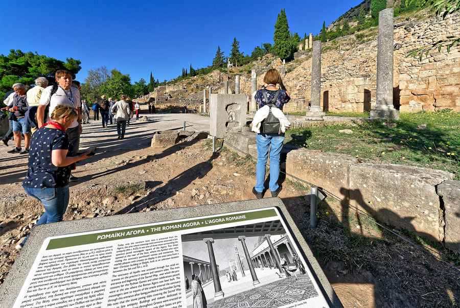 Delphi day trip from Athens