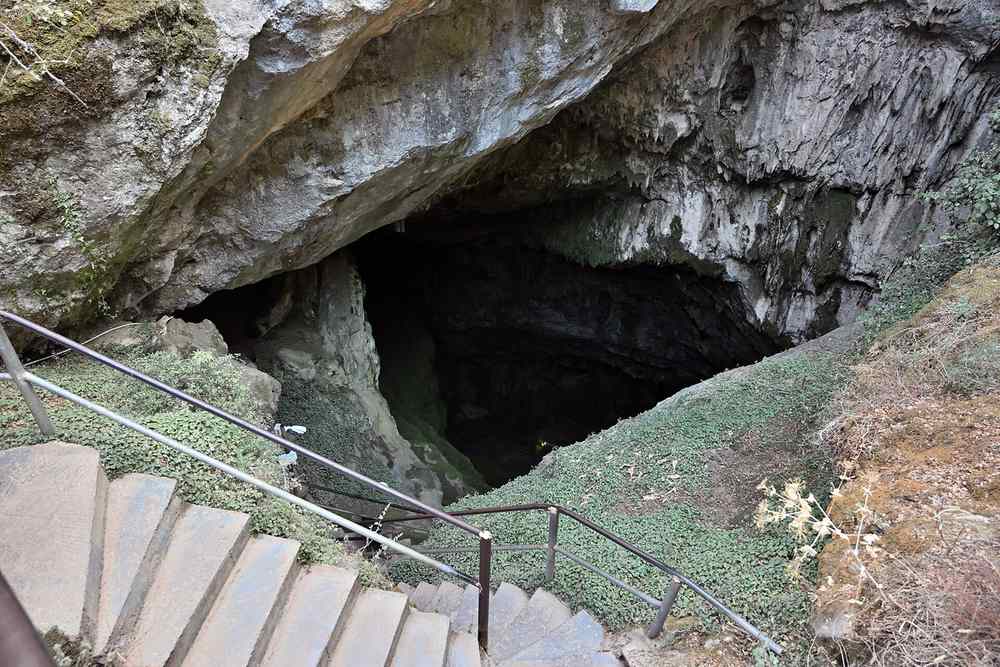 The Dikteon Cave