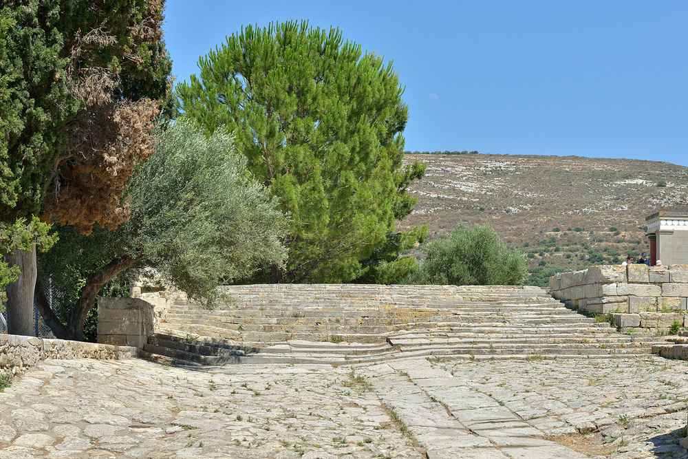 Knossos theatral area