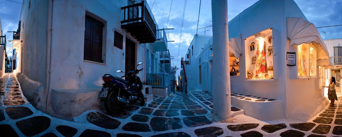 Matoyianni Street Mykonos
