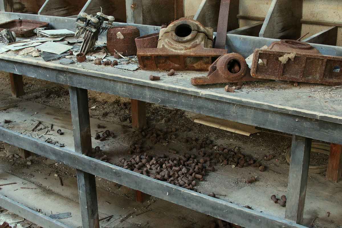 Milos sulphur mines