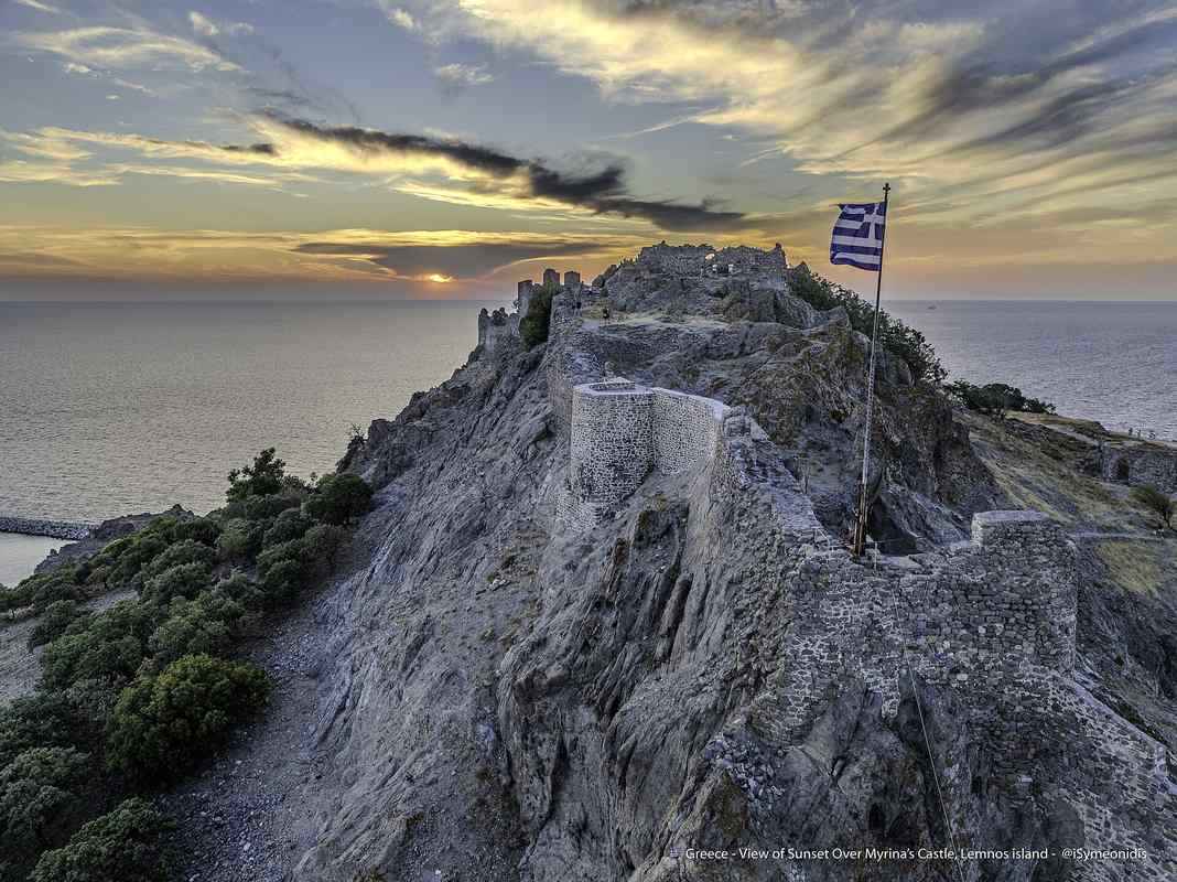 Milos sunset spots