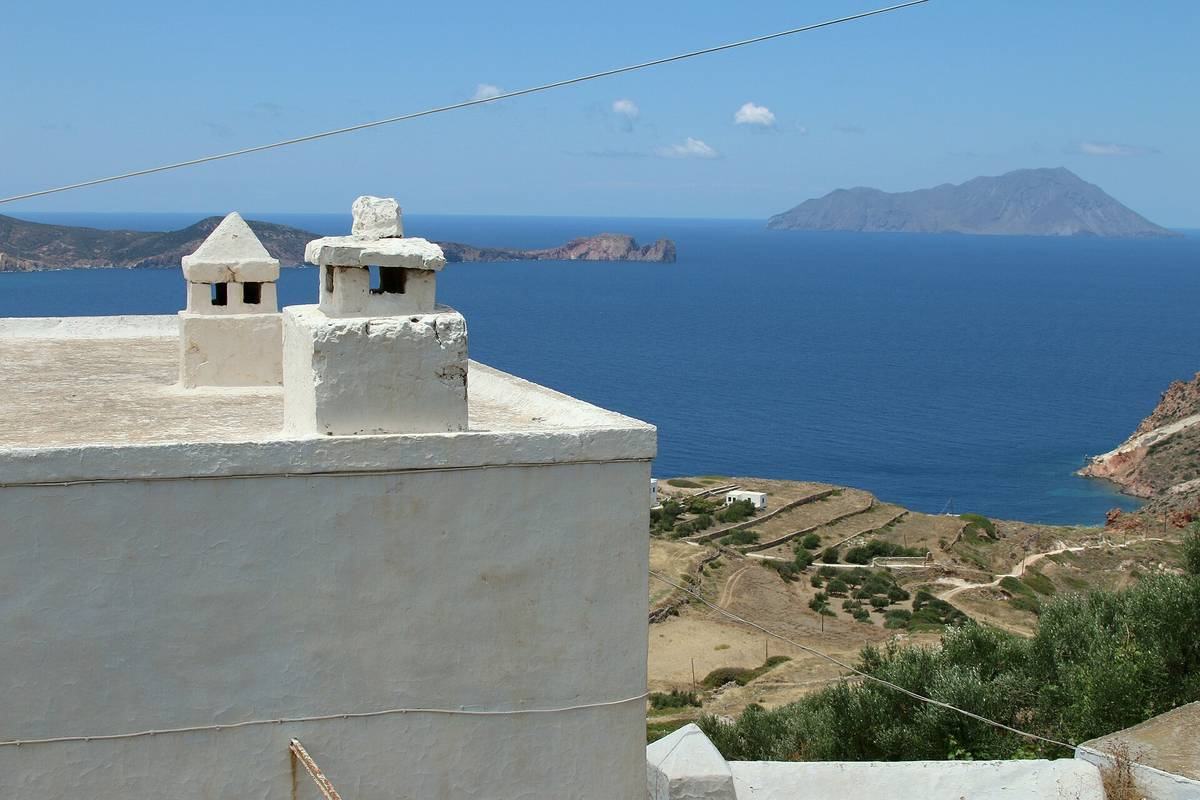 Milos vs Peloponnese