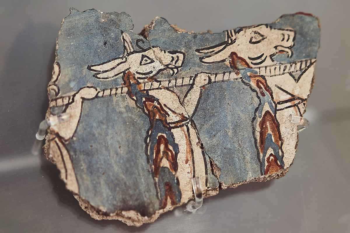Minoan clothing