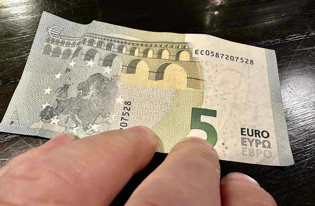 Mykonos currency