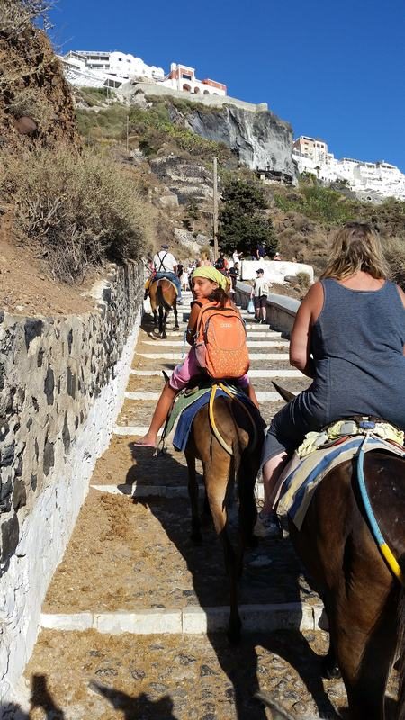 Santorini cruise port