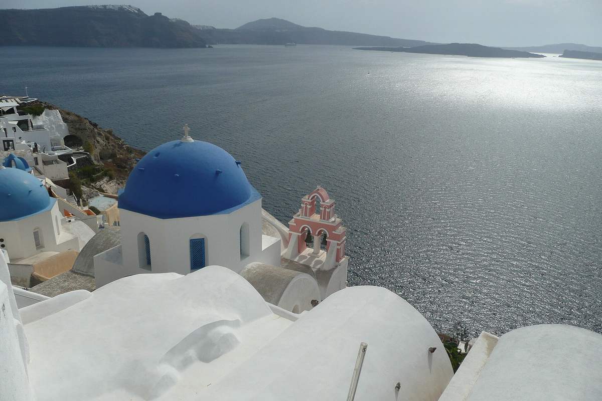 Santorini hiking