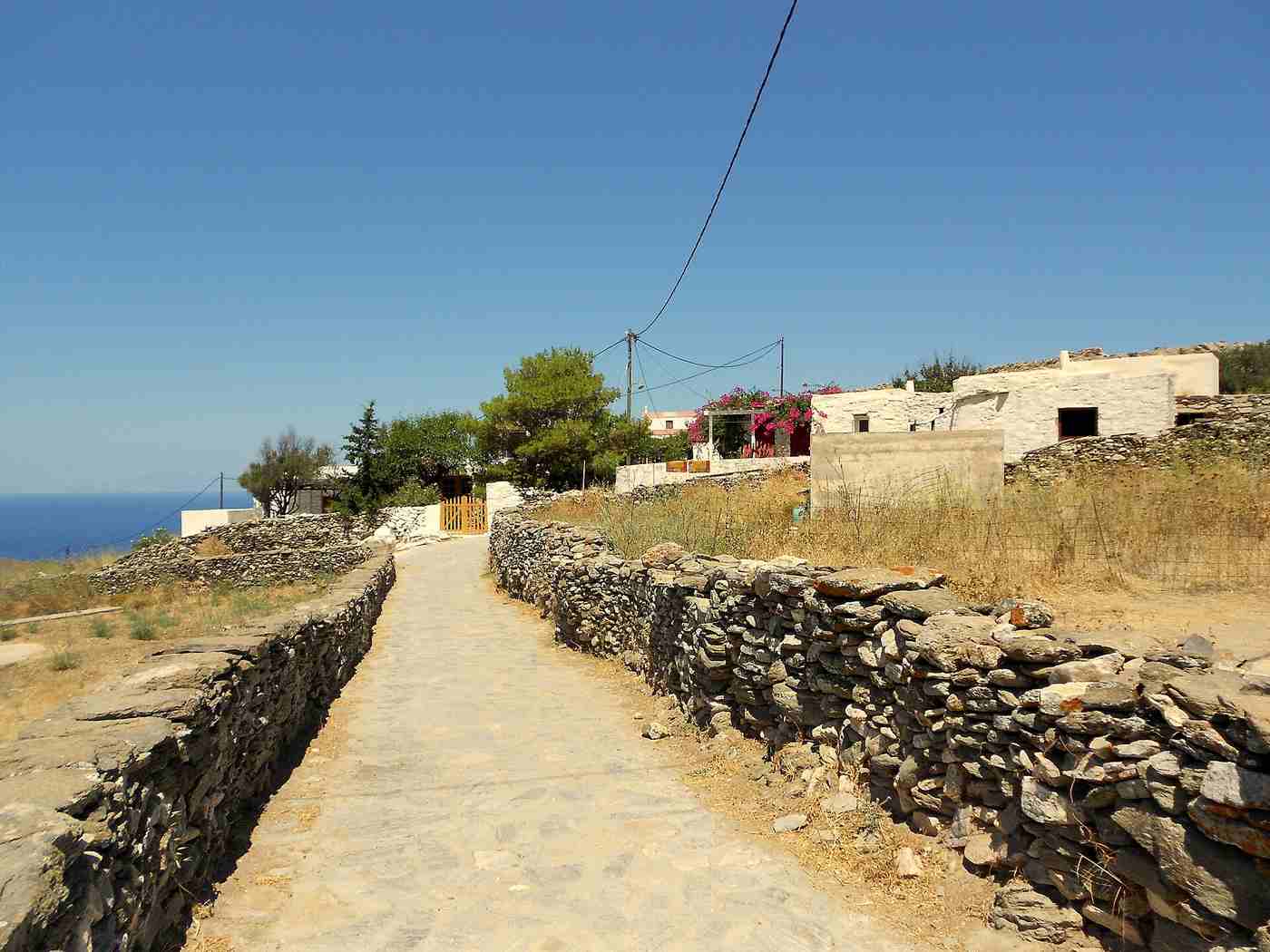 Apano Meria: The Wild Rural North of Syros for Hiking and Nature