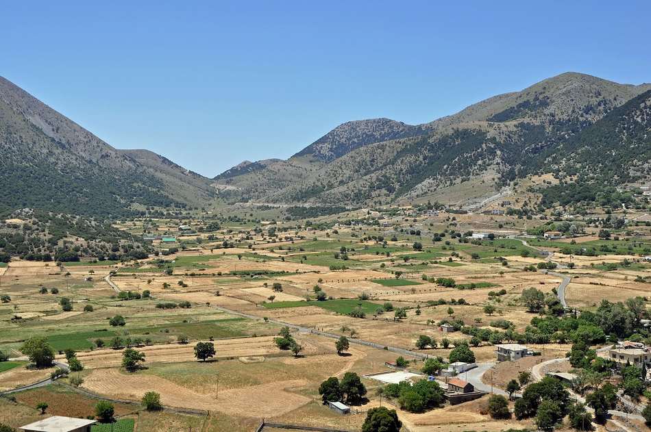 Askyfou: Crete's Mountain Plateau on the Road to Sfakia