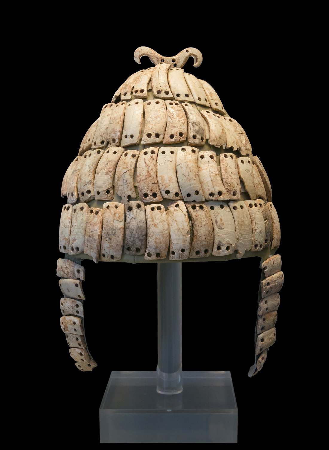 The Boar's Tusk Helmet of Mycenaean Mycenae