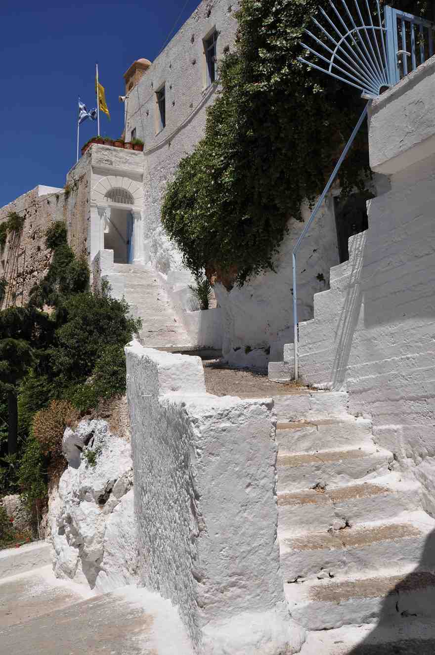 Chrysoskalitissa Monastery: Crete's Cliff-Top Convent