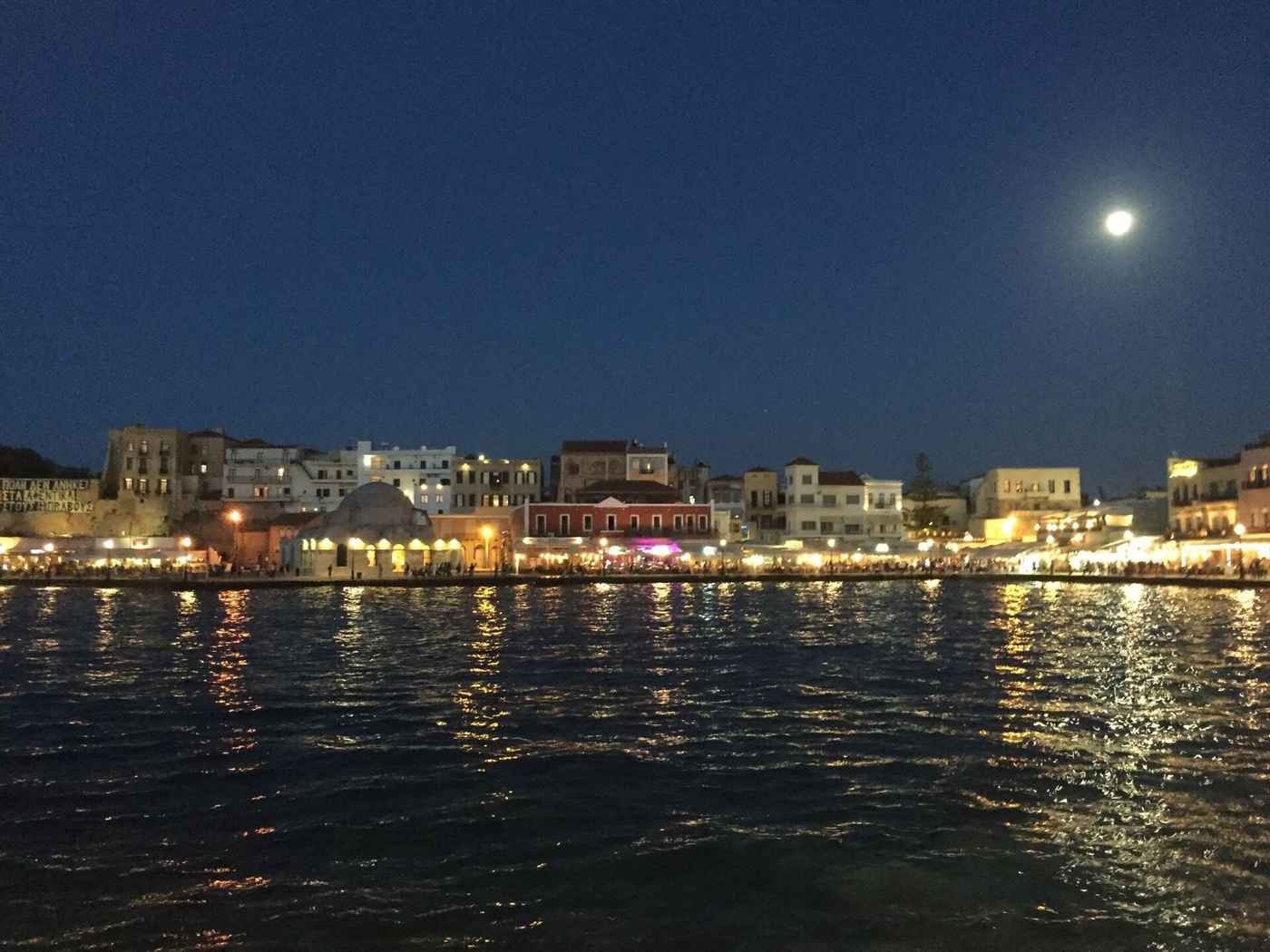 Crete Nightlife: Where to Go After Dark on the Island