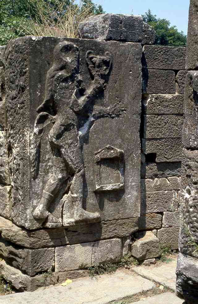 The Ancient Gates of Thassos