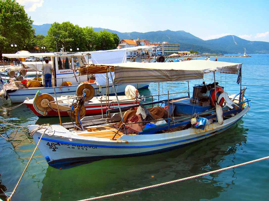 Ikaria to Fourni Ferry: The Short Island Hop