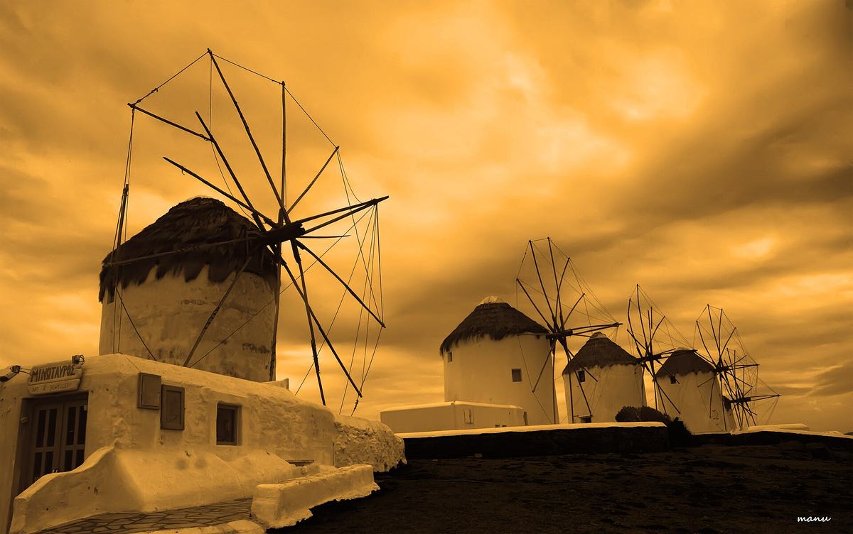 Ikaria to Mykonos Ferry: Route & Island-Hopping