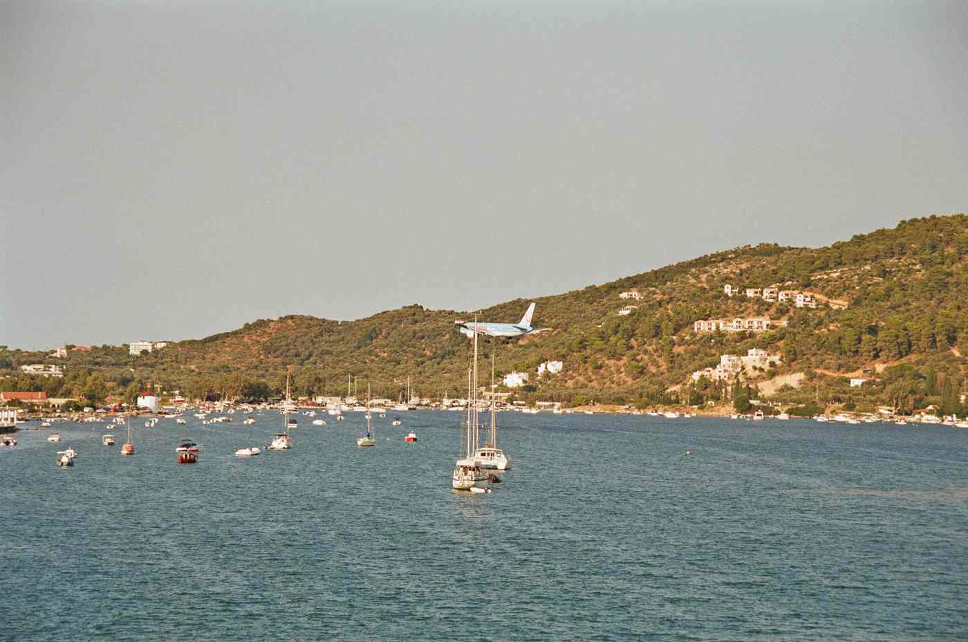 Plane landing at Skiathos airport