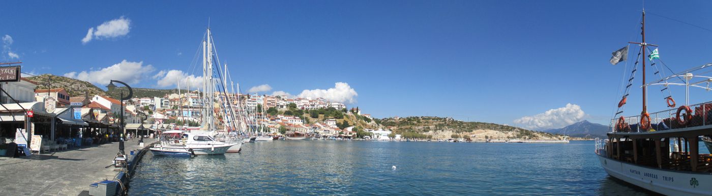 Pythagoreio harbour panorama