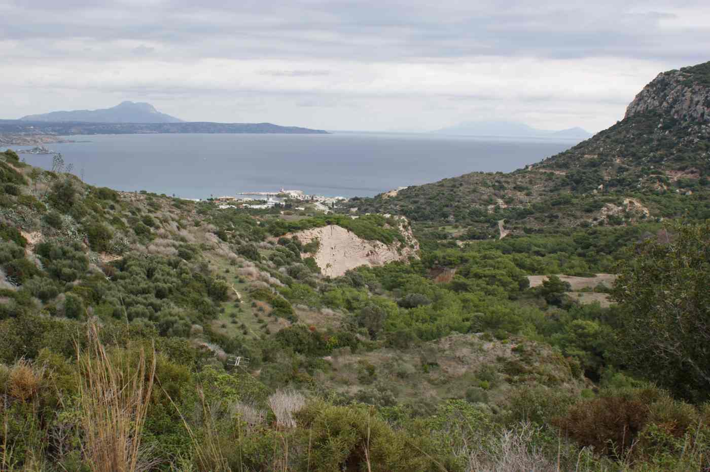 Kos-Kefalos-harbour-part of the Gulf-Kamari-view from Kefalos-06ASD