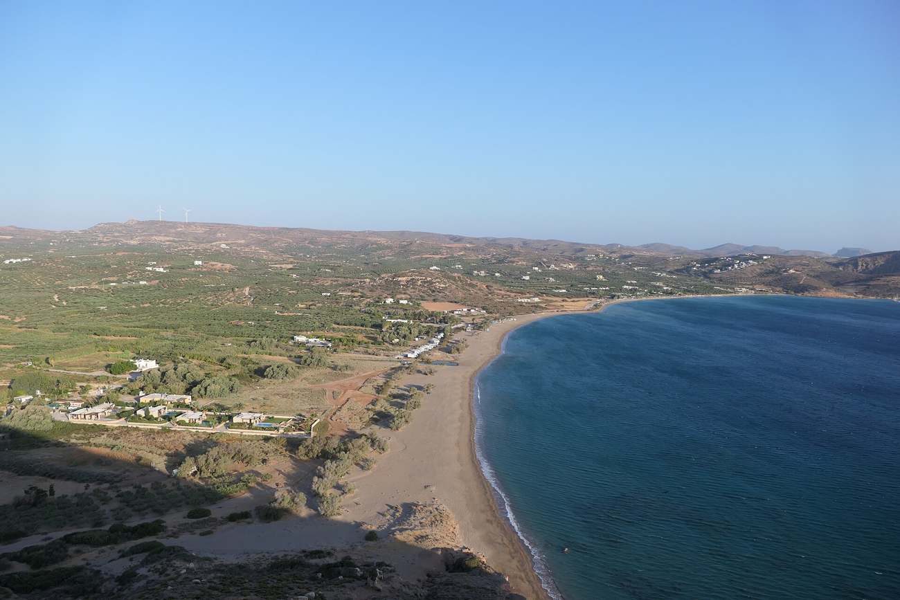 Kouremenos Beach: Crete's Windsurfing Bay in the Far East