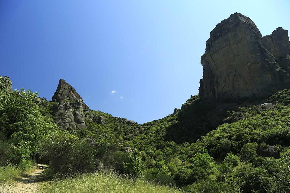 Accessible Meteora: Visiting with Limited Mobility