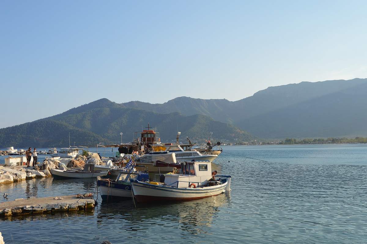 Boat Rental in Naxos: Hire Your Own Boat
