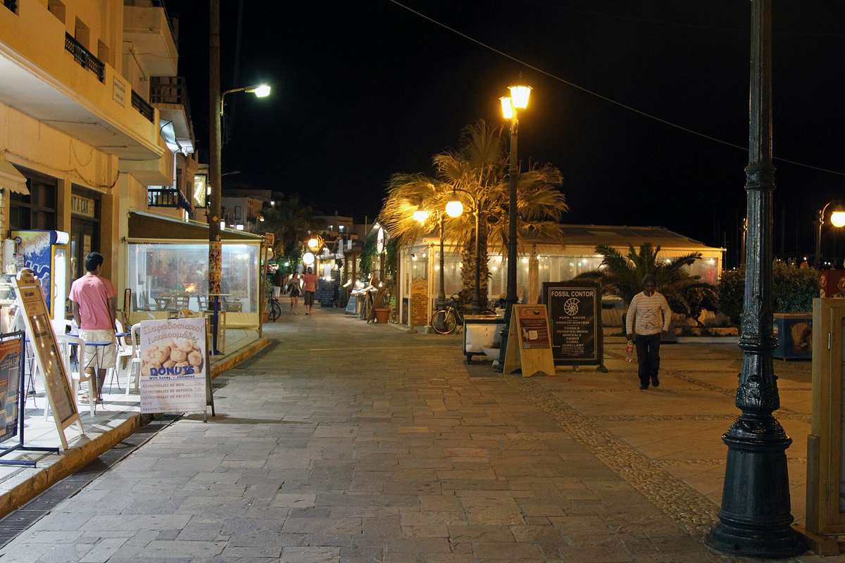 Naxos Nightlife: Bars, Beach Bars & Evenings Out