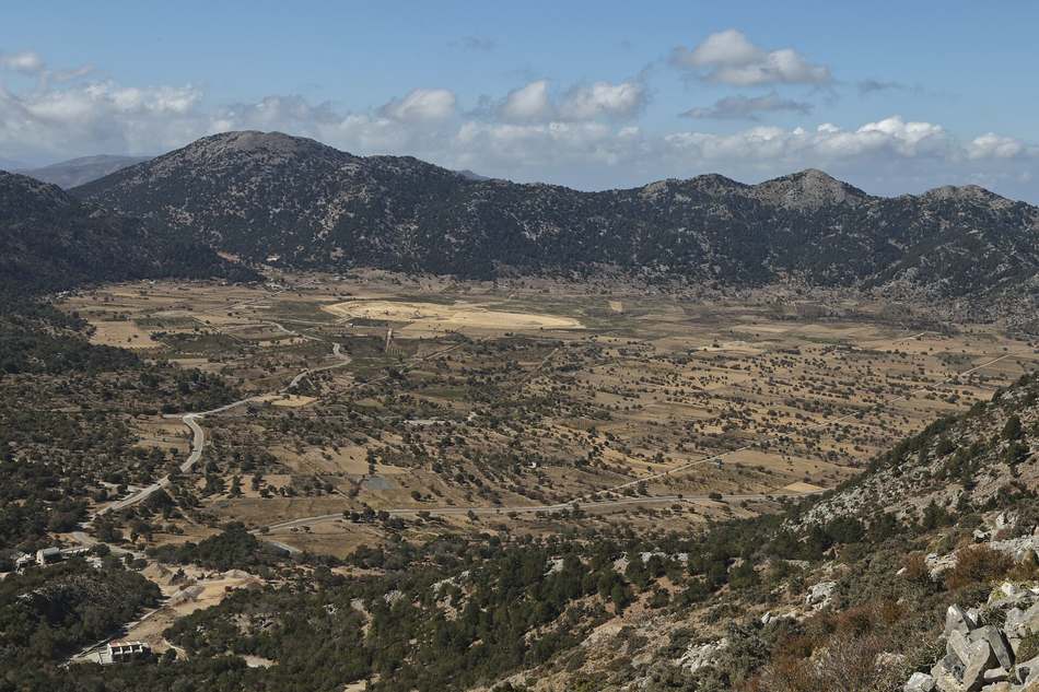 Omalos: Crete's High Plateau and Gateway to Samaria