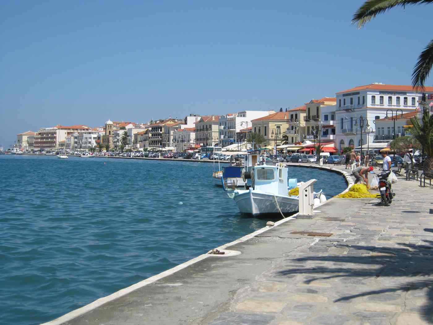 Samos Town Harbour. - panoramio