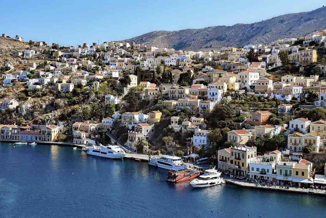 The Kastro of Symi: The Castle Crowning Chorio