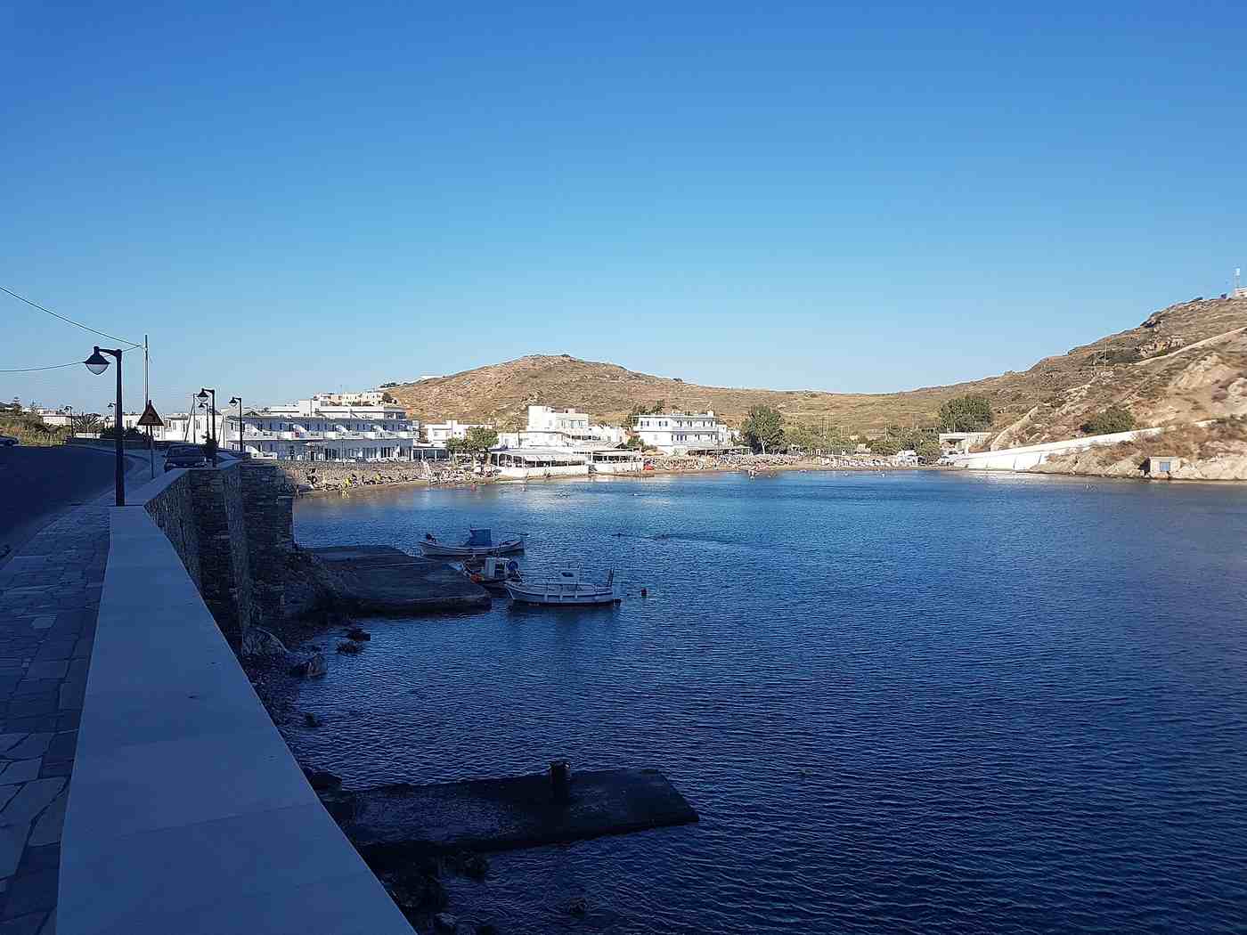 Vari Beach on Syros: The Sheltered South-Coast Family Bay