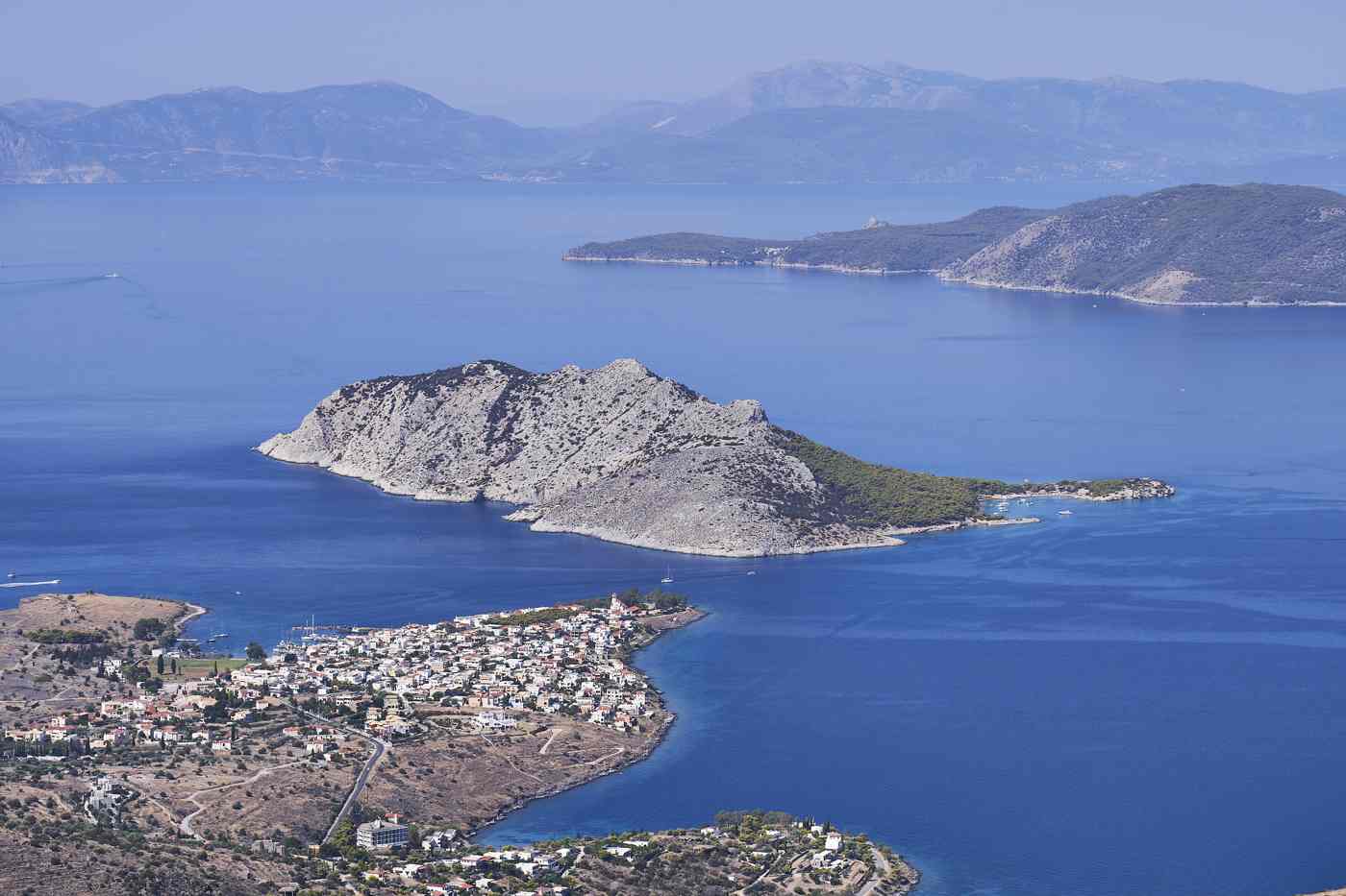 Where to stay in Aegina: the fishing village of Perdika and the islet of Moni at the island's southern tip