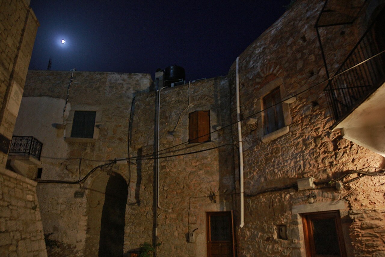 The medieval fortress village of Mesta, a highlight of a Chios itinerary