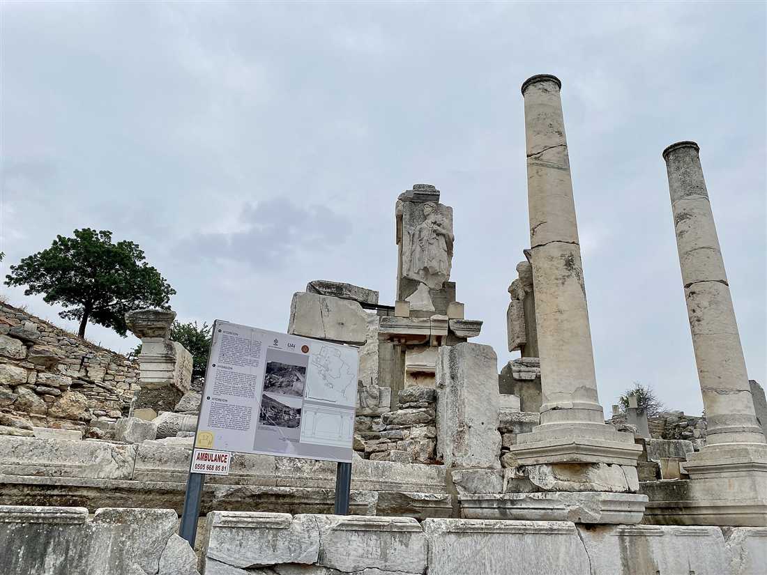The Memmius Monument and the Hydreion fountain at the head of Curetes Street, Ephesus