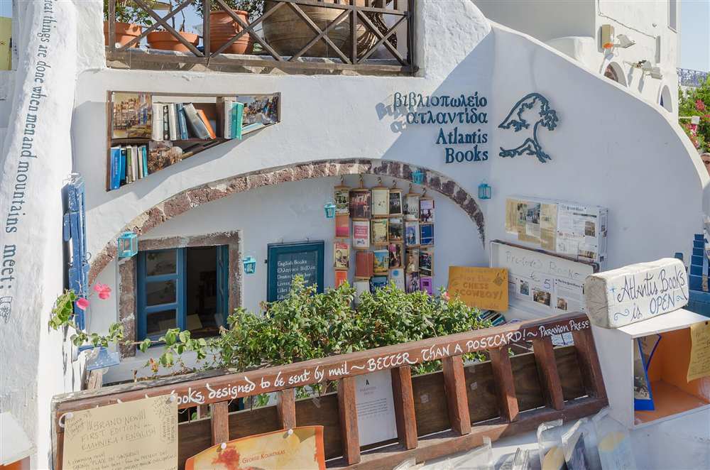The caldera cliff and whitewashed village of Oia in Santorini, Greece