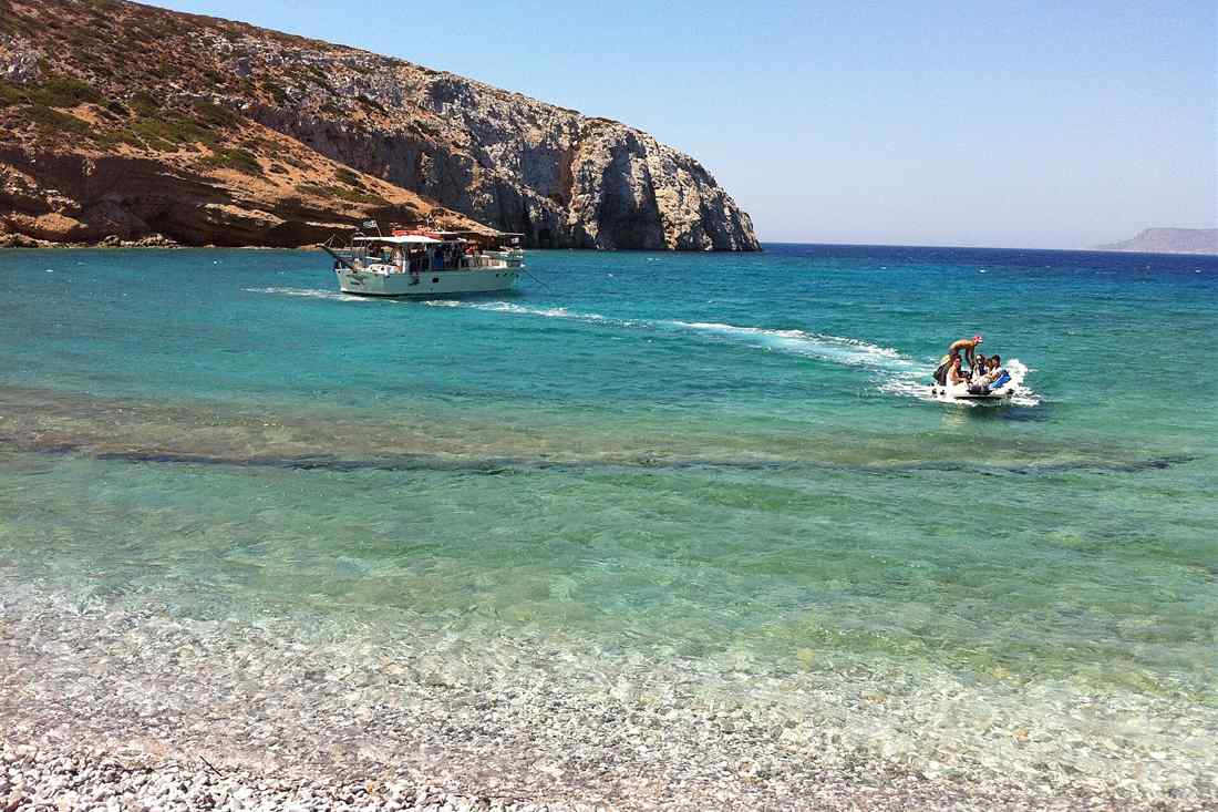 Astypalaia boat trip boats arriving at the Kounoupes islet