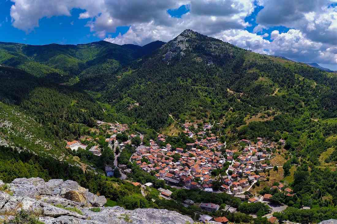 Steni Dirfyos village below the forested slopes of Mount Dirfys, the start of Evia hiking routes
