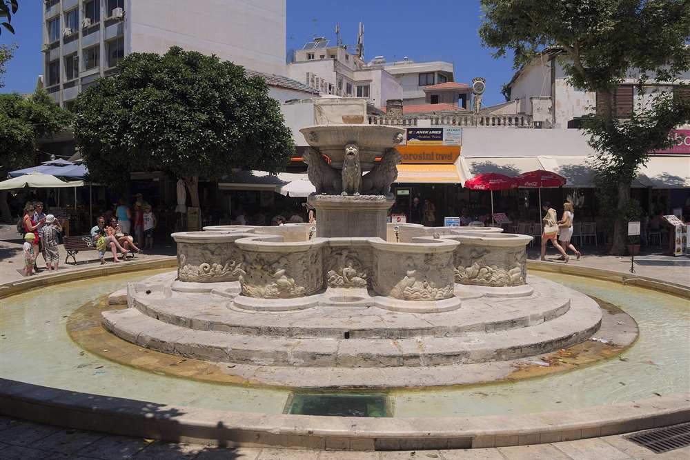 Morosini Fountain with its four lions on Lions Square in Heraklion