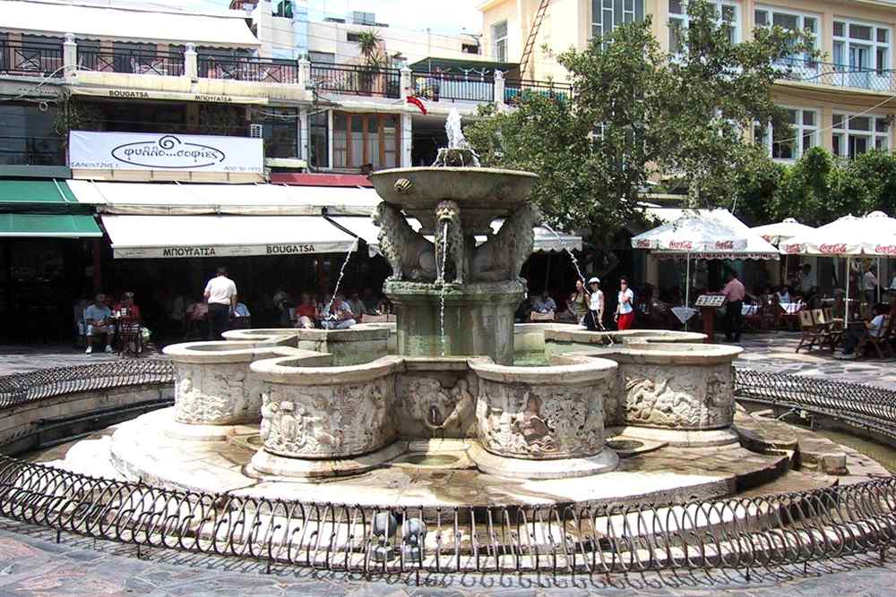 Heraklion walking tour start at the Morosini Fountain on Lions Square