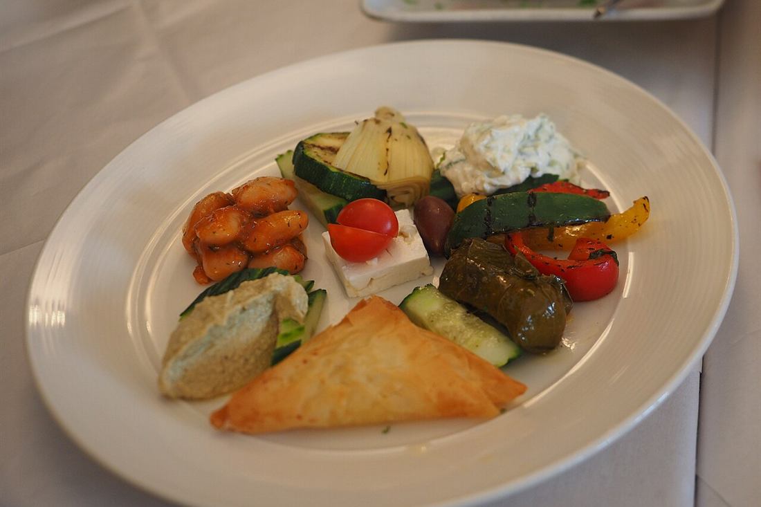 A Greek meze plate of the dishes cooked in a Kefalonia class