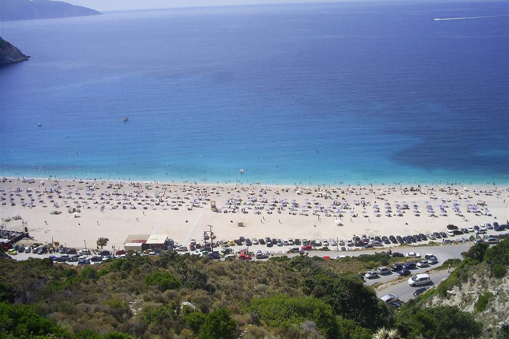 Kefalonia sunset cruise coast: Myrtos Bay below its white cliffs