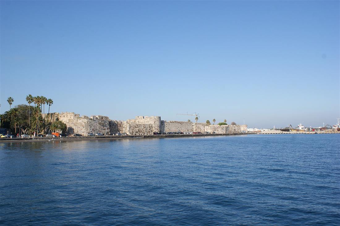 The Neratzia Castle on the waterfront of Kos Town, a Kos yacht charter harbour