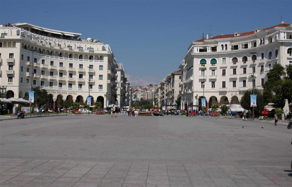 Aristotelous Square in the centre of Thessaloniki, Greece