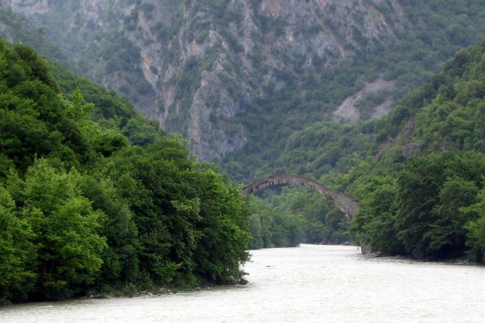 The single-arch Plaka bridge over the Arachthos in the Tzoumerka gorge