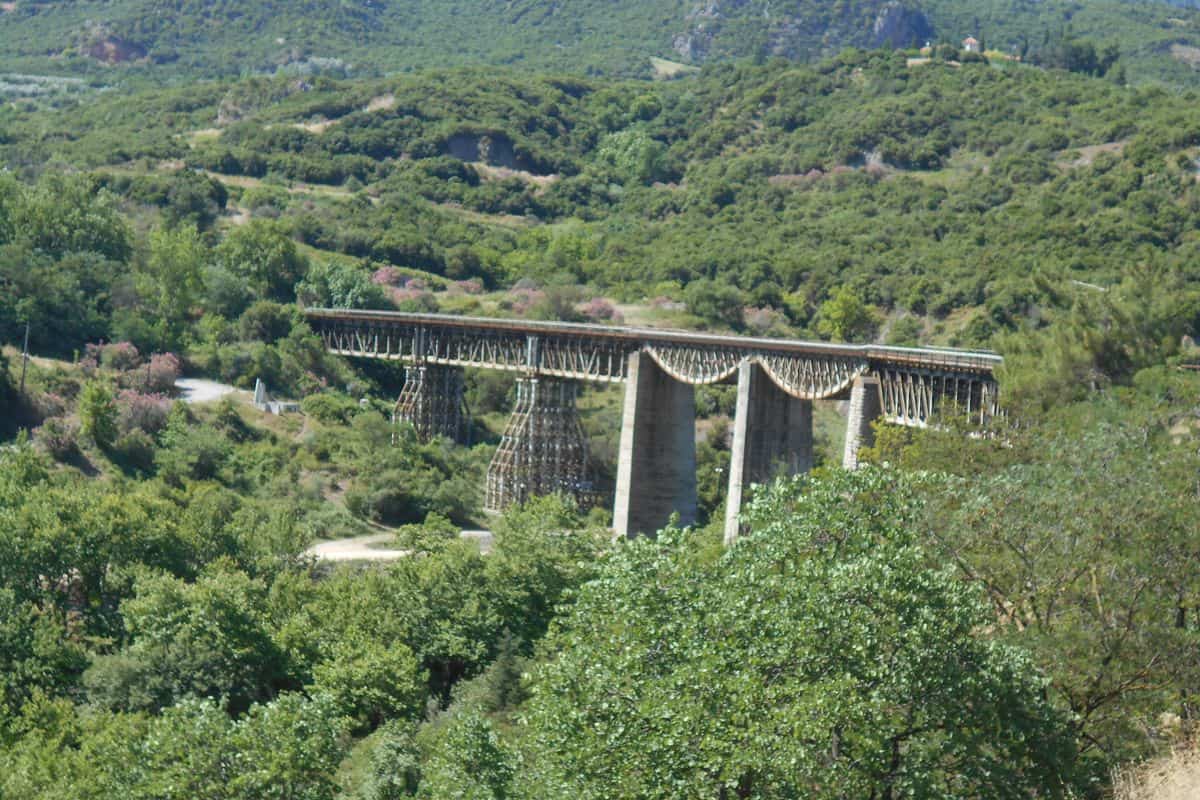 Thermopylae tours see the Gorgopotamos railway bridge on the slopes of Mount Oeta
