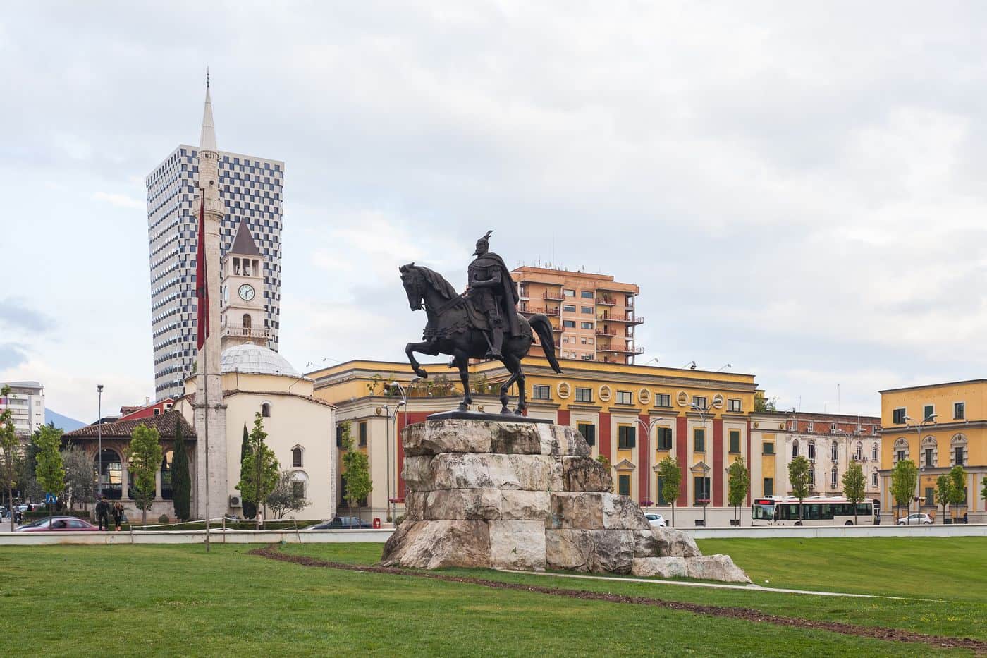 Tirana tours start on Skanderbeg Square, with the Skanderbeg Monument and the Et'hem Bey Mosque