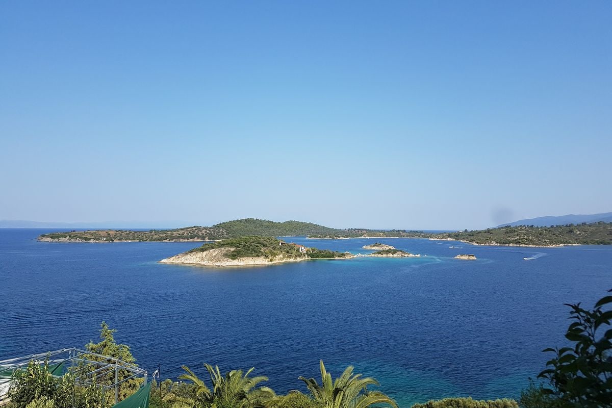 Vourvourou tours pass Peristeri, one of the islets in the bay off Vourvourou